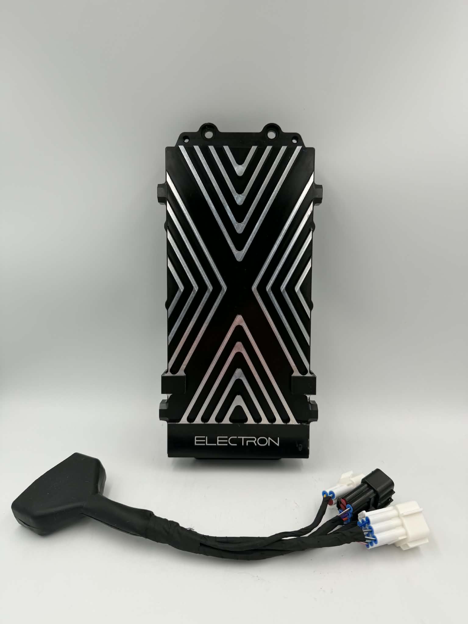 Sur Ron Atom Controller 60v - 72v - 81v. Power 12kW - 14.5kW - 16kW (200A)